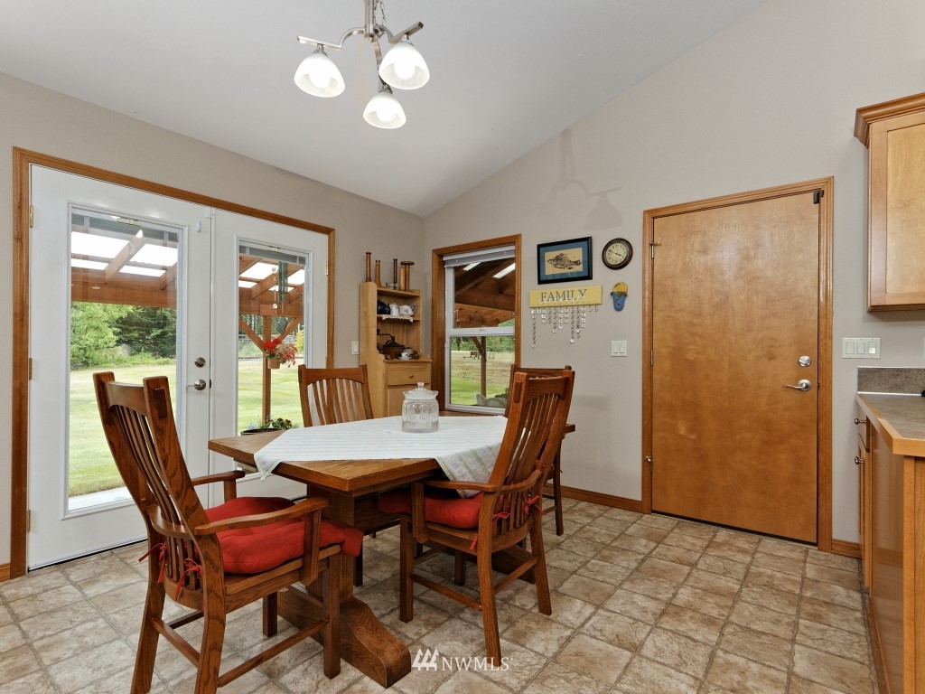 222 Southeast Cook Plant Farm Road Shelton, WA 98584 - Photo 8 of 25 Gallery Image 8