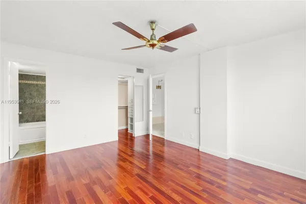 $100,000 | 117 Royal Park Drive, Unit 3H, Oakland Park, FL 33309