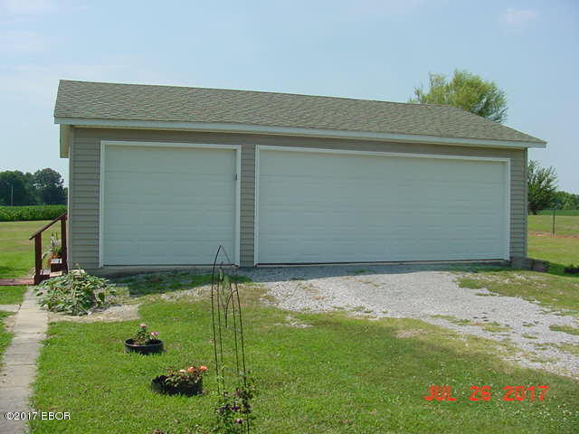 1095 Stave Mill Road Murphysboro, IL 62966 - Photo 2 of 21