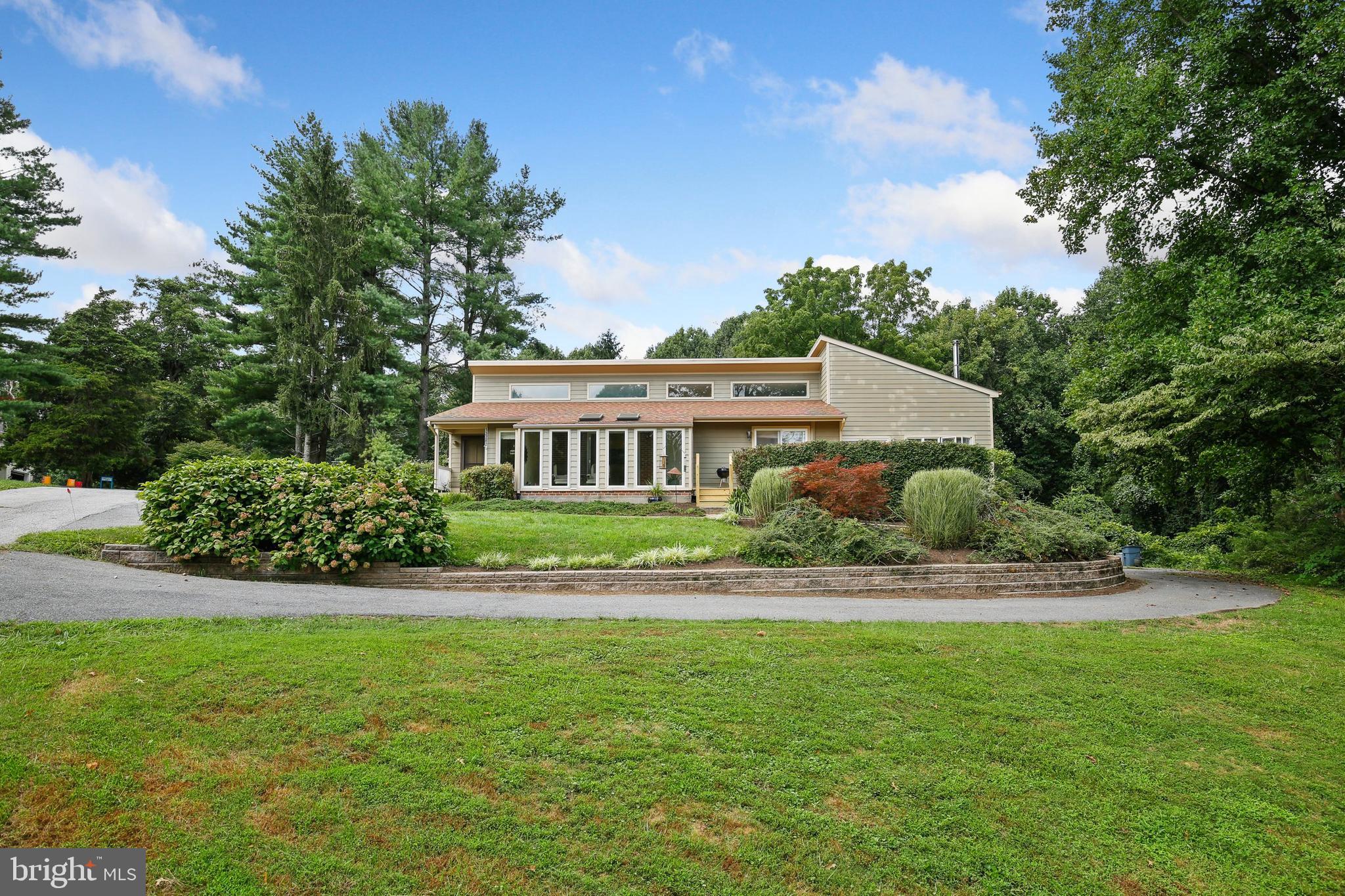 13282 Hunt Ridge Road Ellicott City, MD 21042 - Photo 3 of 49 Gallery Image 3
