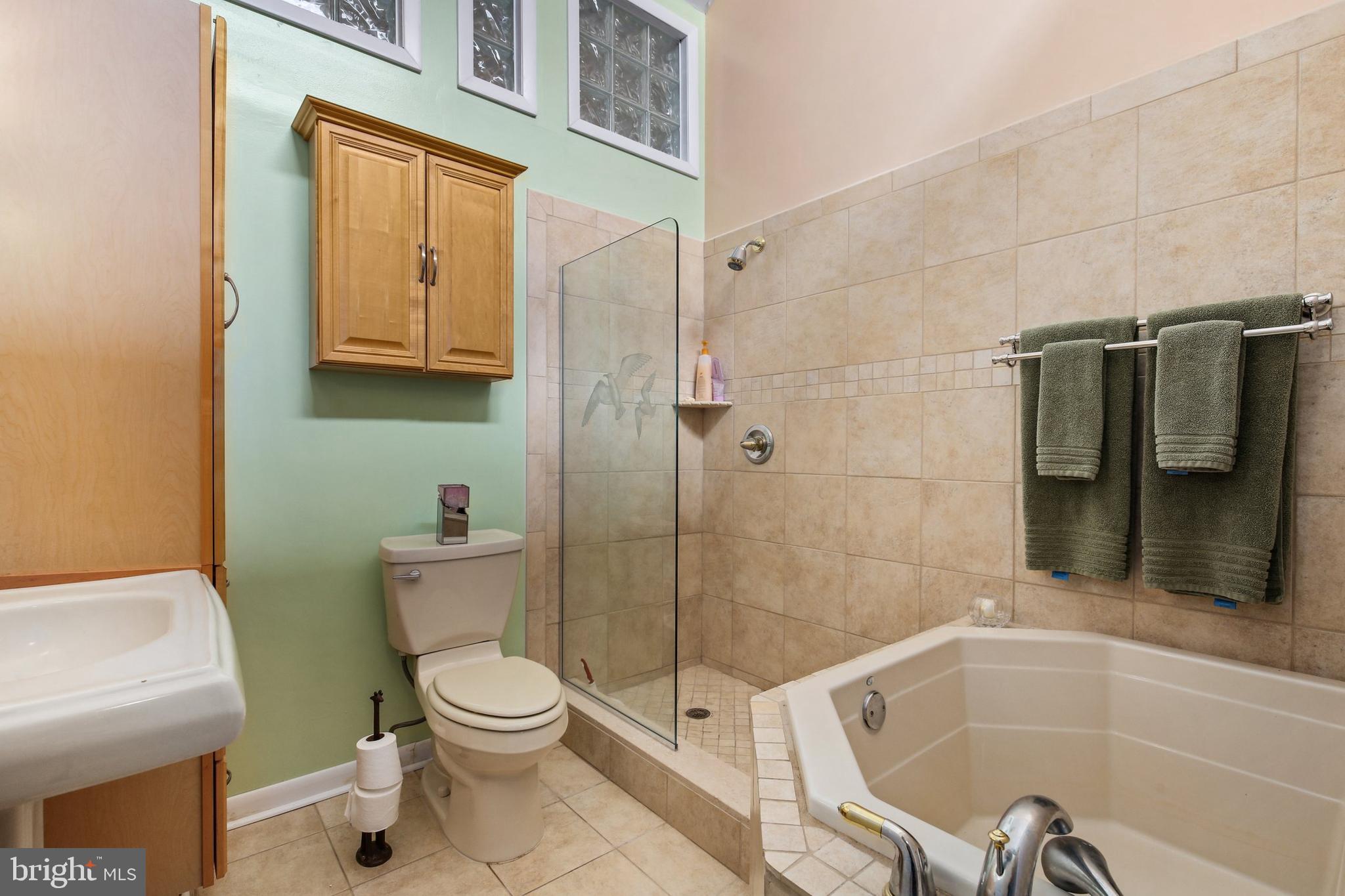 13282 Hunt Ridge Road Ellicott City, MD 21042 - Photo 31 of 49 Gallery Image 31