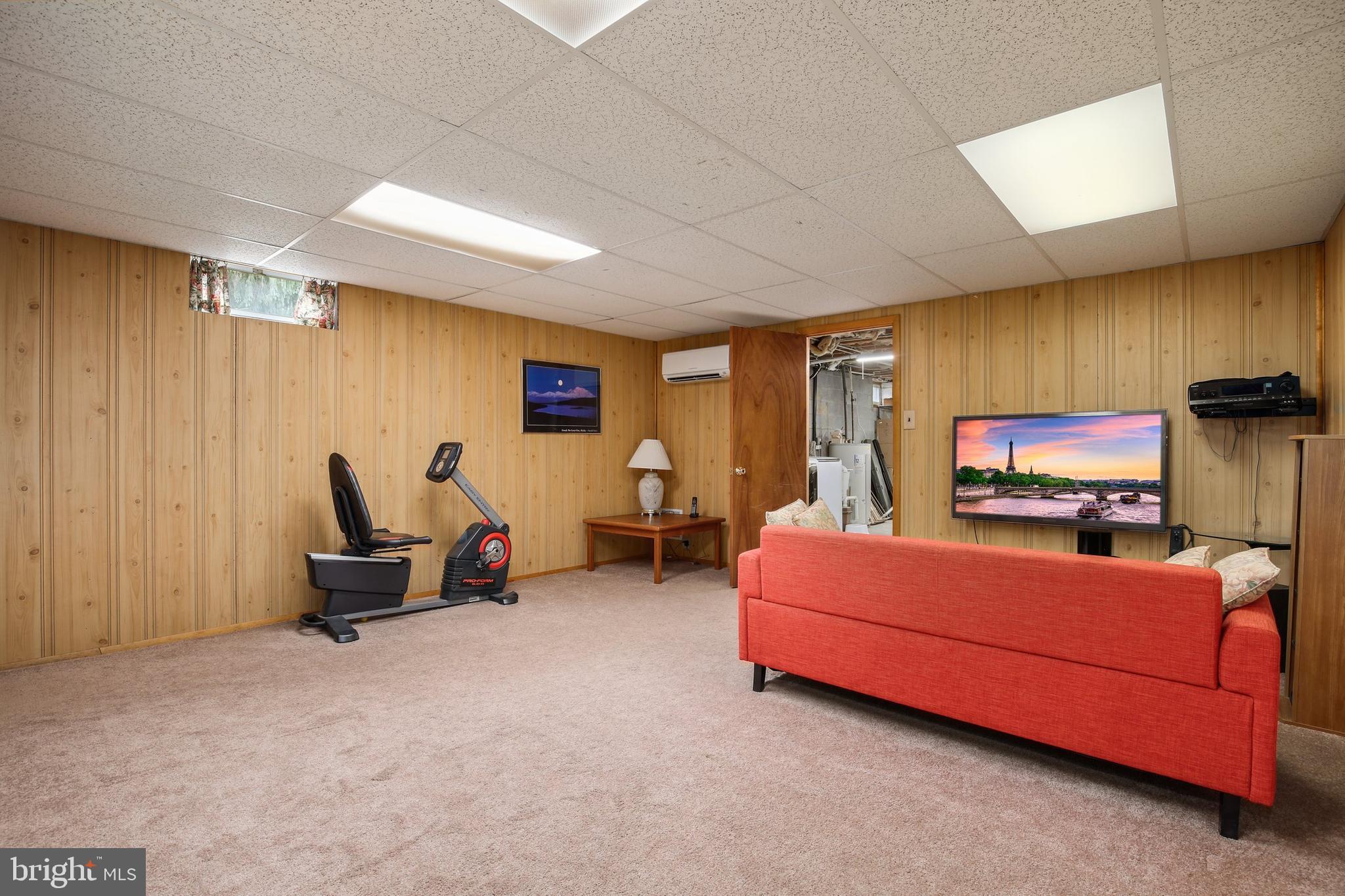 13282 Hunt Ridge Road Ellicott City, MD 21042 - Photo 36 of 49 Gallery Image 36