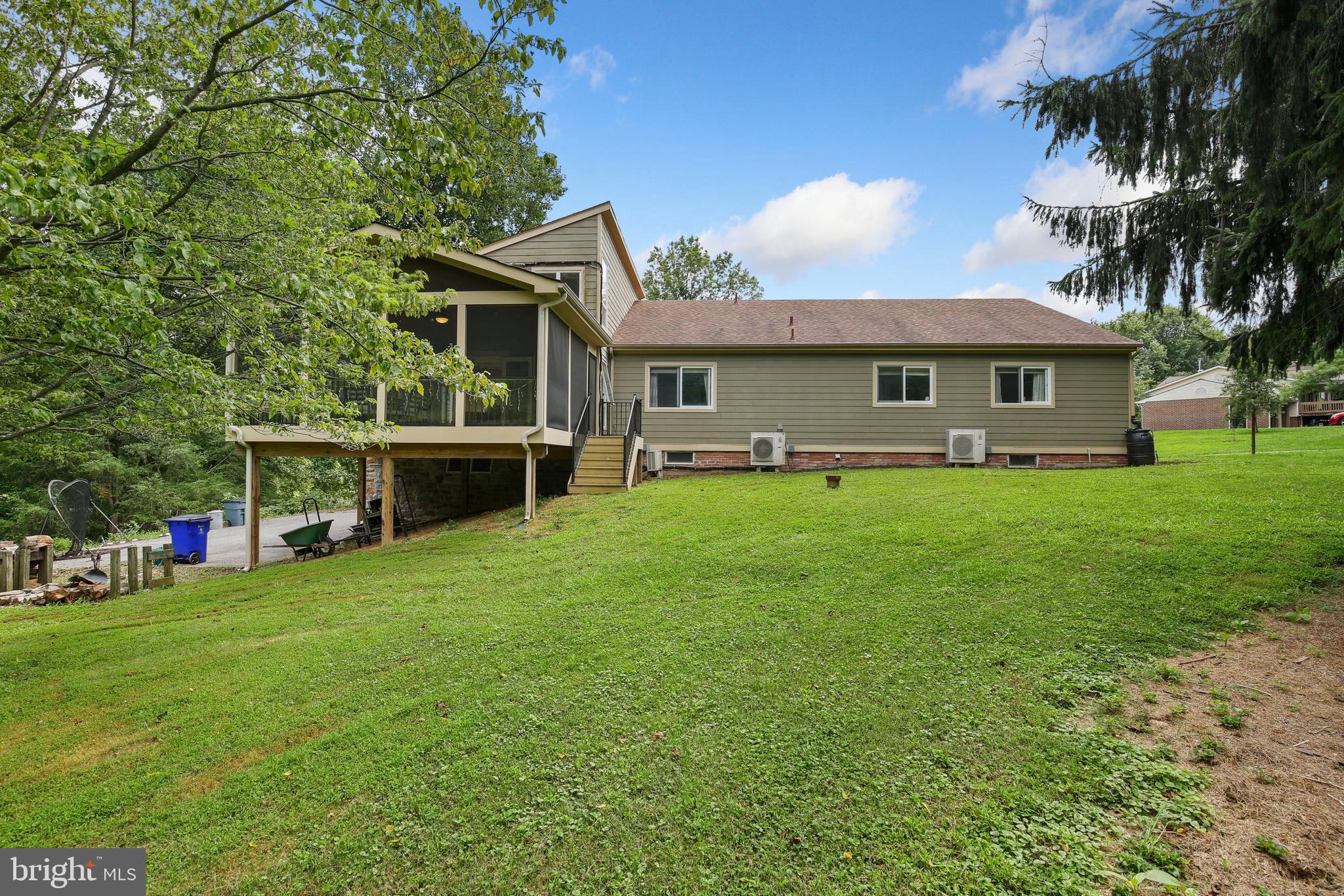 13282 Hunt Ridge Road Ellicott City, MD 21042 - Photo 45 of 49 Gallery Image 45