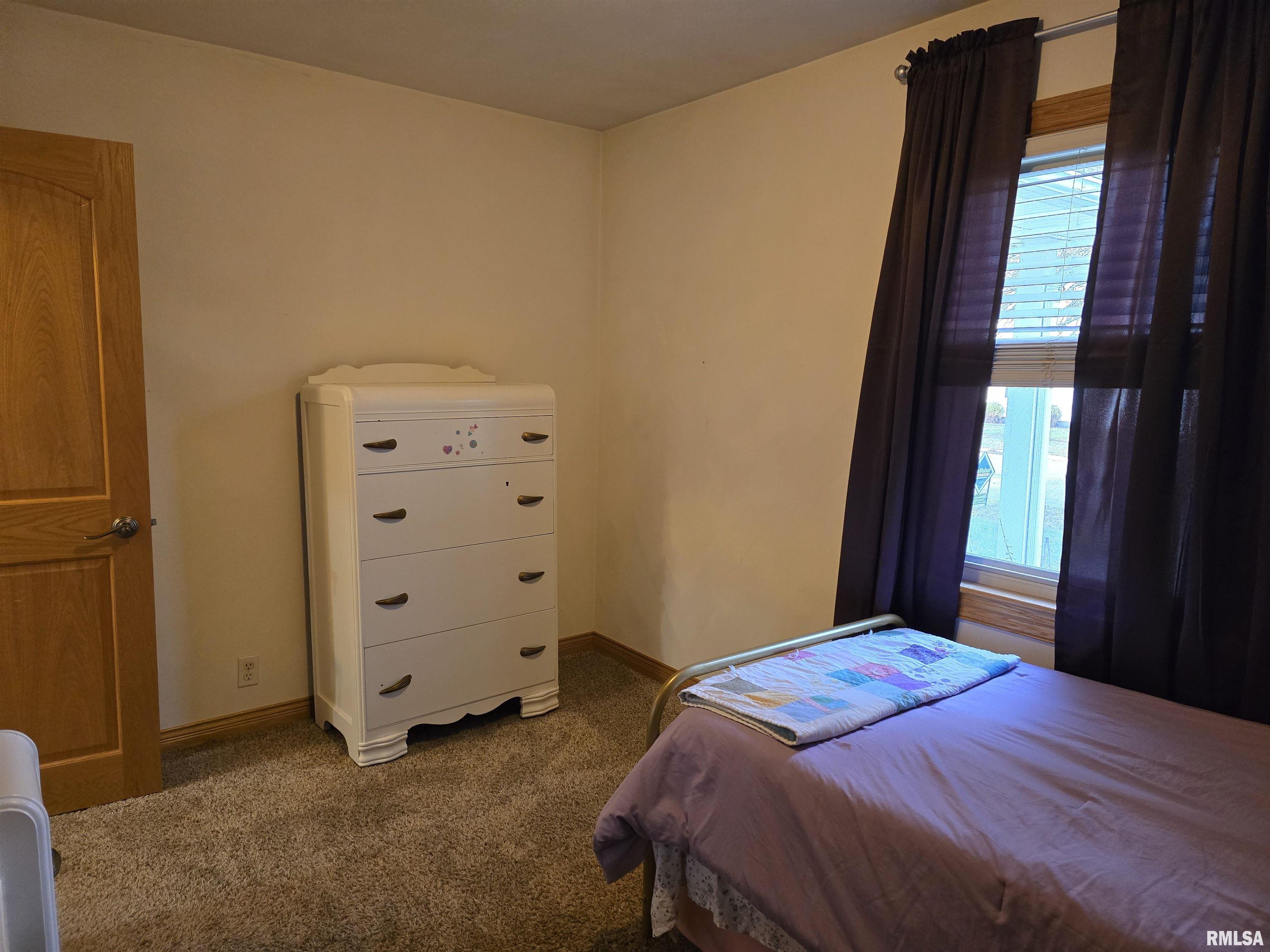 34 North 8th Avenue Canton, IL 61520 - Photo 13 of 49