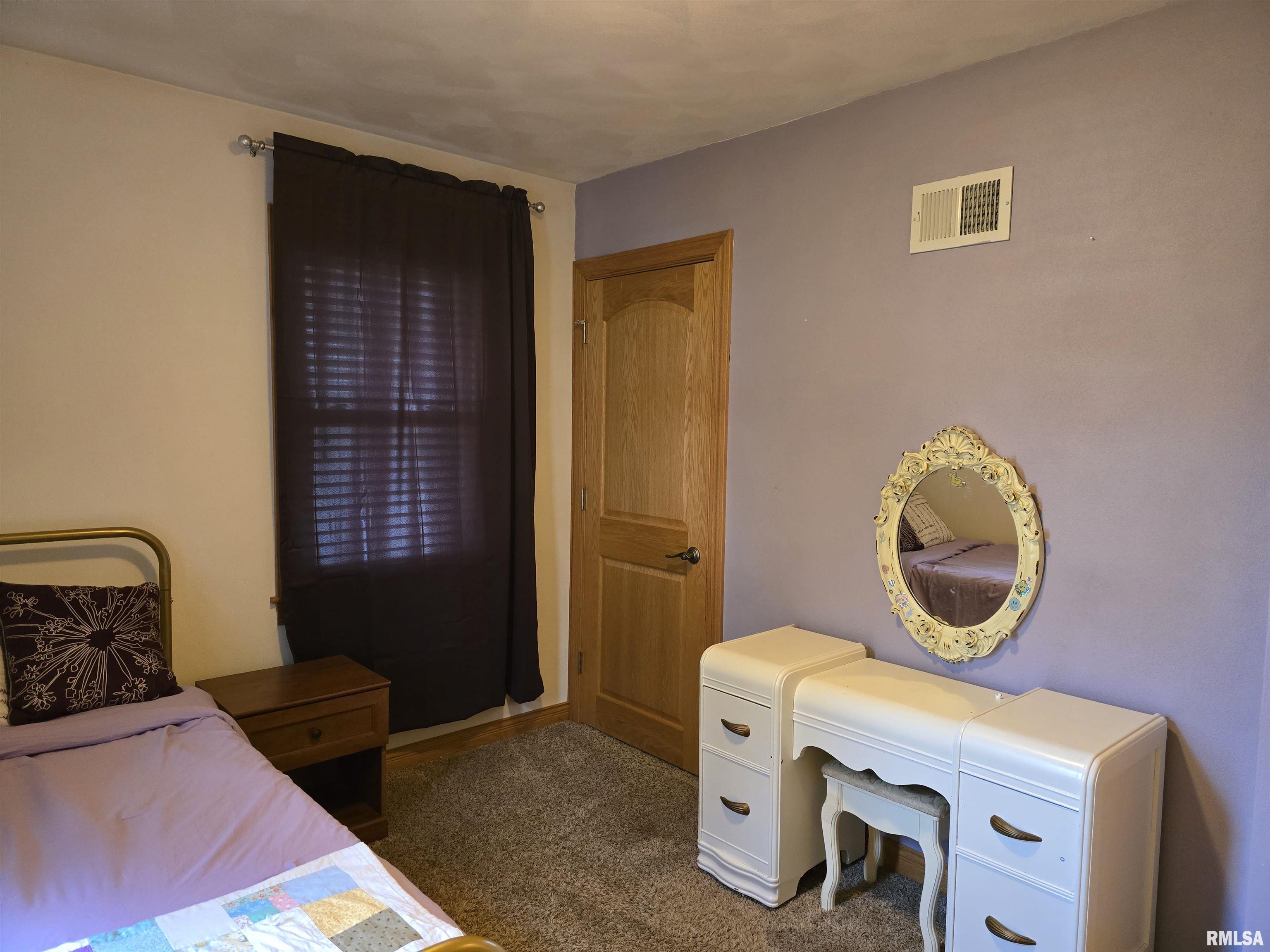 34 North 8th Avenue Canton, IL 61520 - Photo 14 of 49