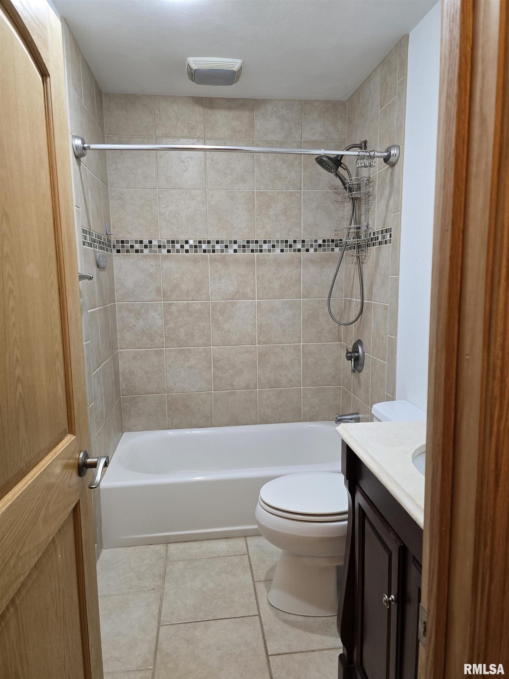 34 North 8th Avenue Canton, IL 61520 - Photo 15 of 49