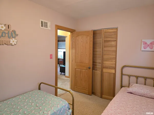 $139,900 | 34 North 8th Avenue, Canton, IL 61520