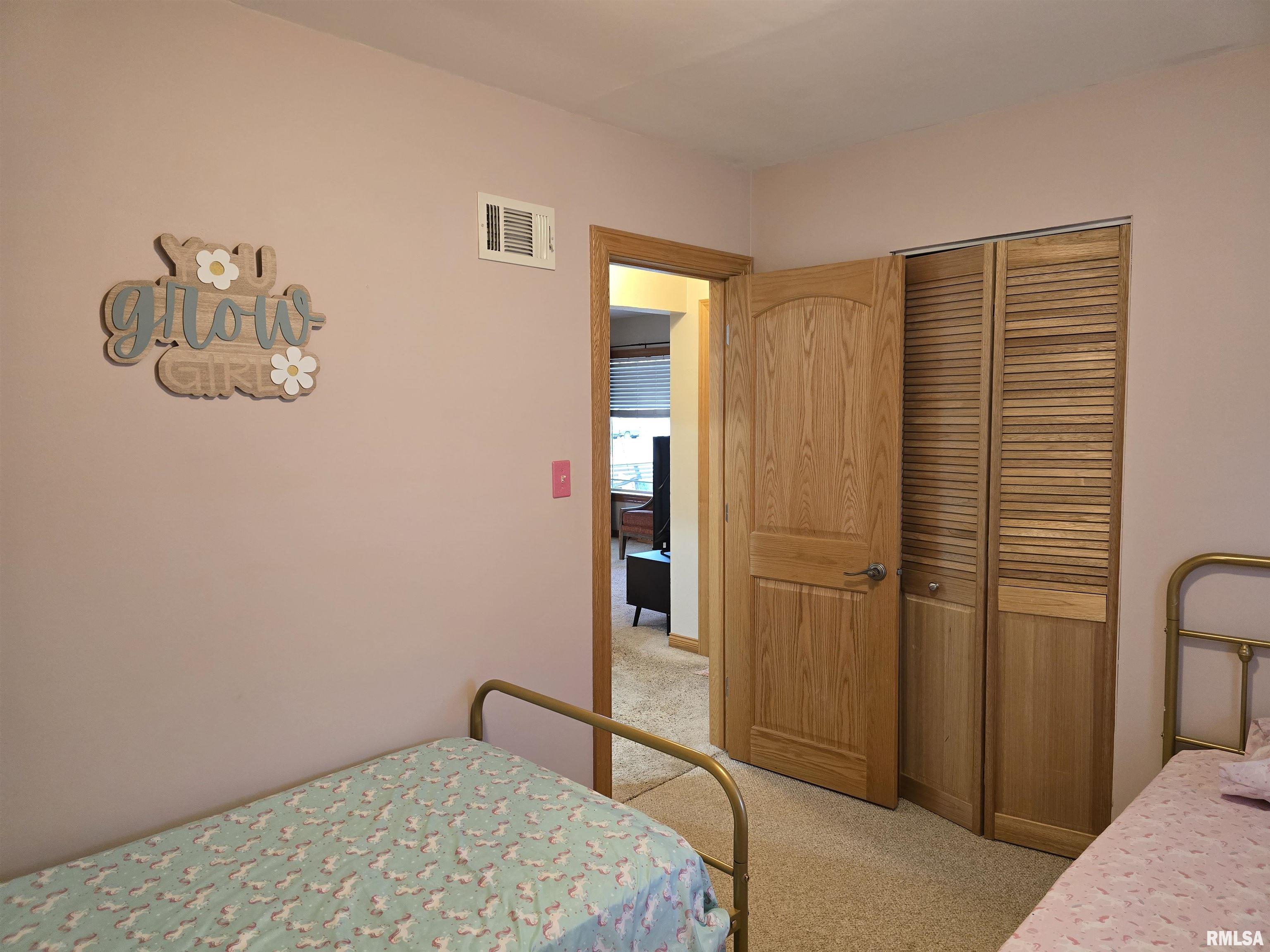 34 North 8th Avenue Canton, IL 61520 - Photo 19 of 49