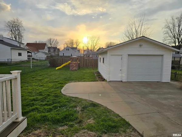 $139,900 | 34 North 8th Avenue, Canton, IL 61520