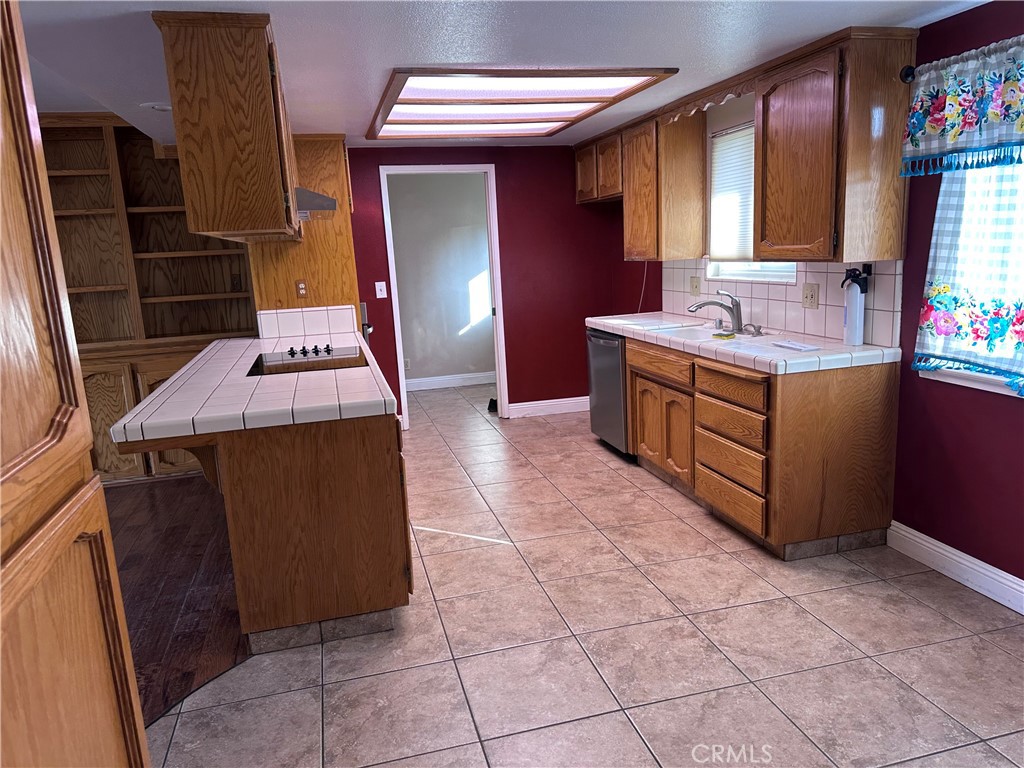 2021 Normandy Lane Merced, CA 95340 - Photo 12 of 18