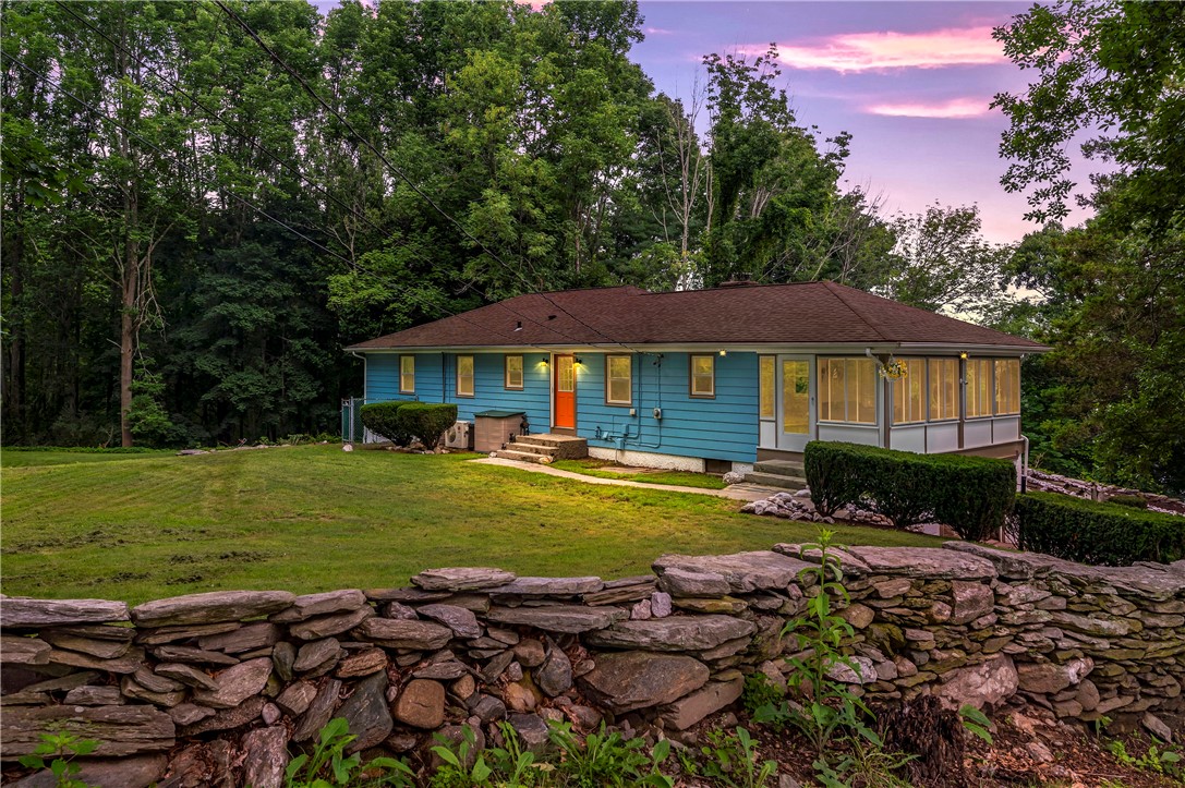 409 Woonsocket Hill Road North Smithfield, RI 02896 - Photo 1 of 37 Gallery Image 1