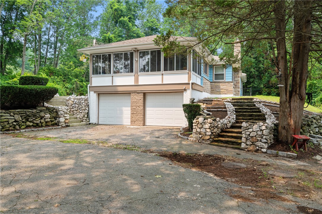 409 Woonsocket Hill Road North Smithfield, RI 02896 - Photo 31 of 37 Gallery Image 31