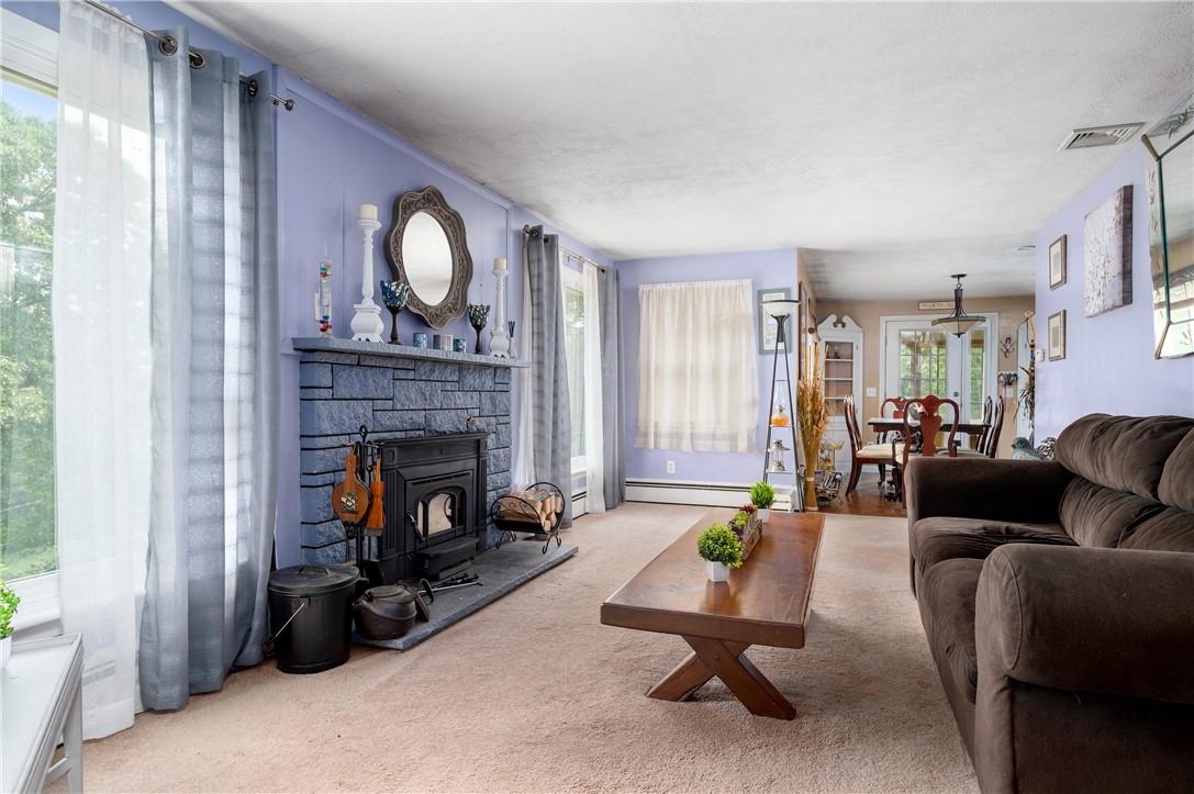 409 Woonsocket Hill Road North Smithfield, RI 02896 - Photo 10 of 37 Gallery Image 10