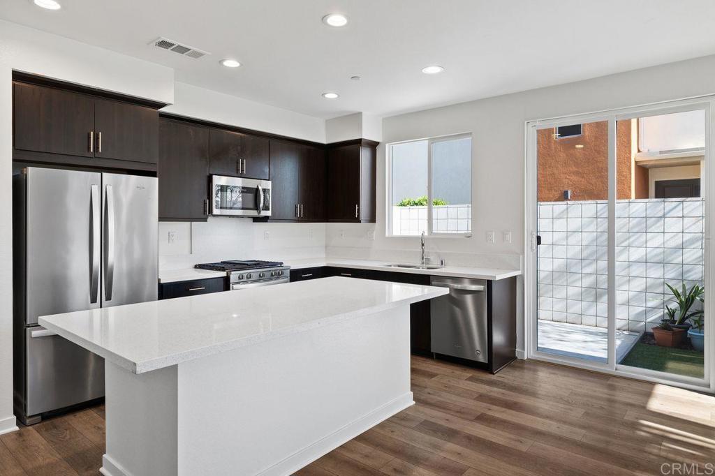 2080 Tango Loop, Unit 1 Chula Vista, CA 91915 - Photo 7 of 32