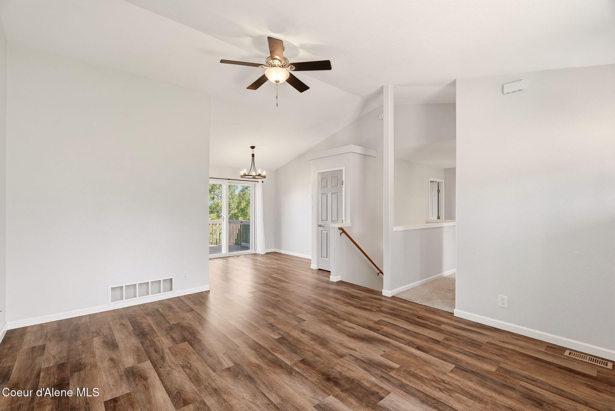 2795 North Rawhide Ridge Road Post Falls, ID 83854 - Photo 9 of 43 Living Room