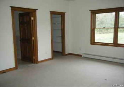 30600 Sibley Road Romulus, MI 48174 - Photo 5 of 5 sibley master bedroom