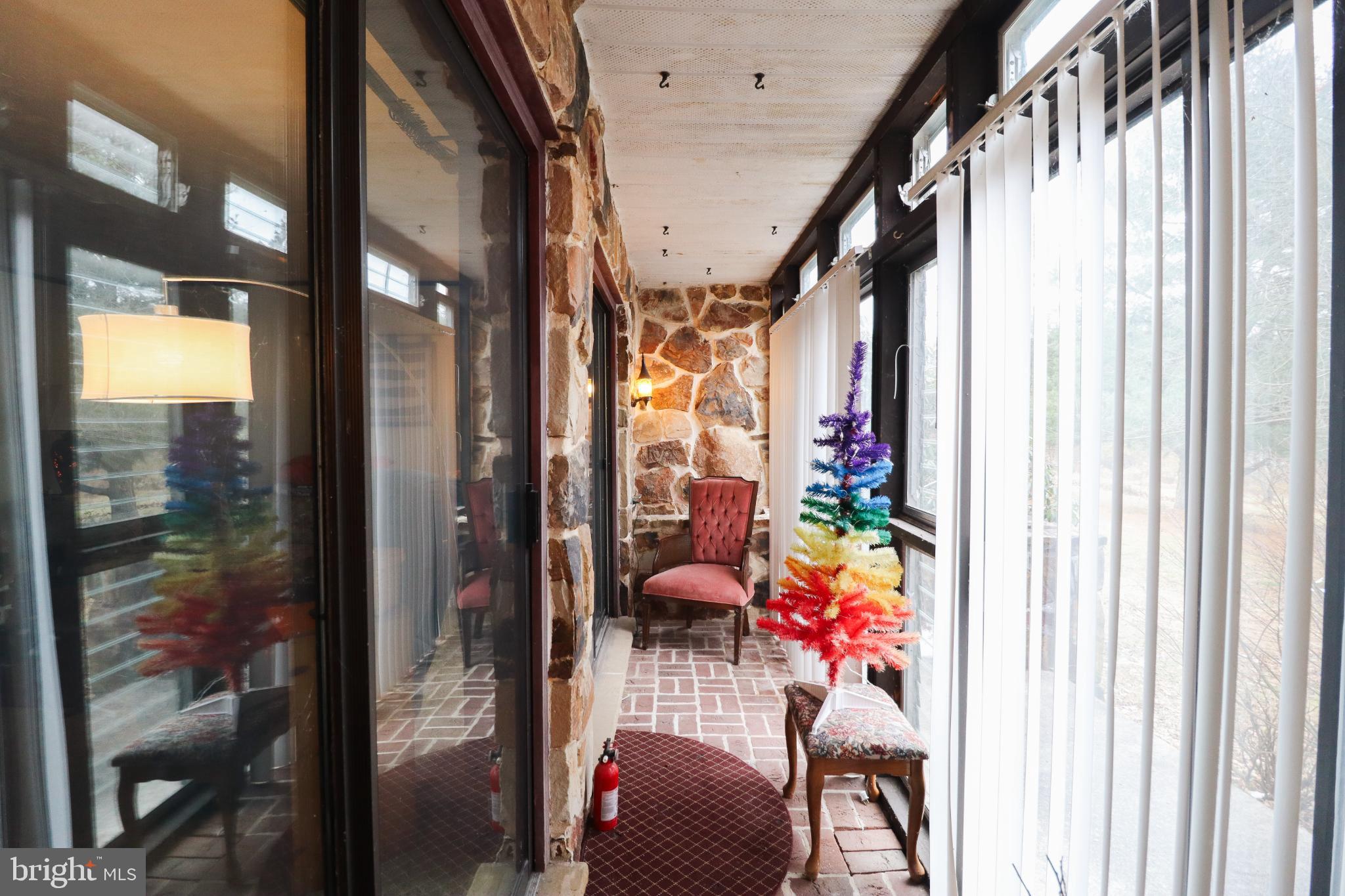 81 Rupp Road Gettysburg, PA 17325 - Photo 33 of 53 Colorful entryway with stone accents.