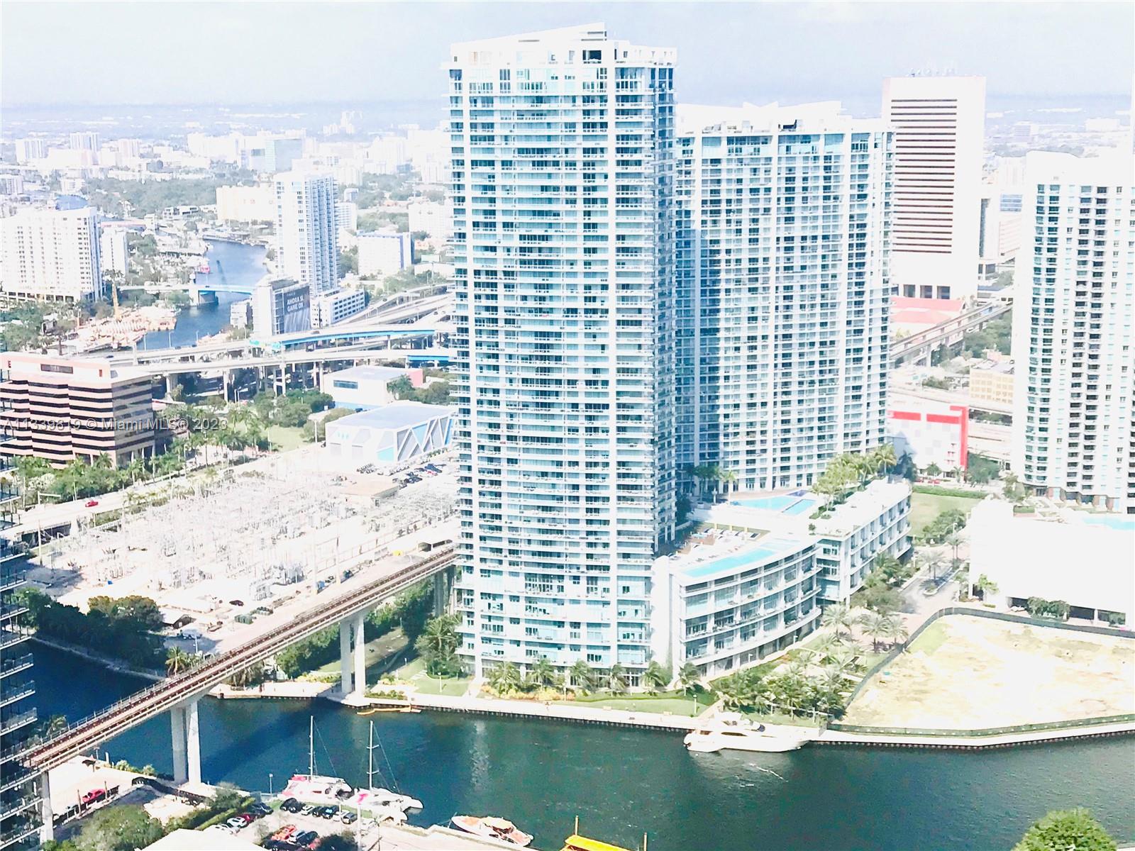 Brickell Miami, FL 33131 - Photo 17 of 48