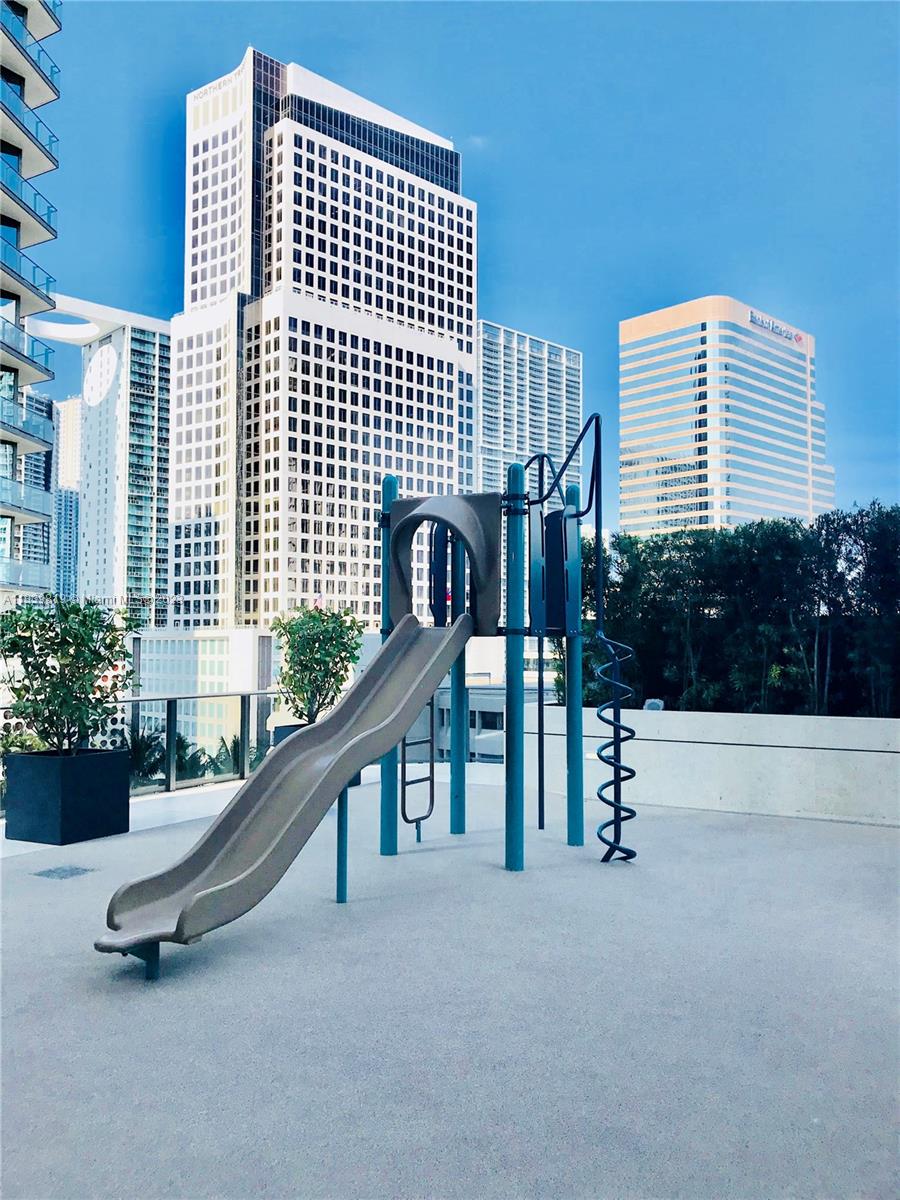 Brickell Miami, FL 33131 - Photo 35 of 48