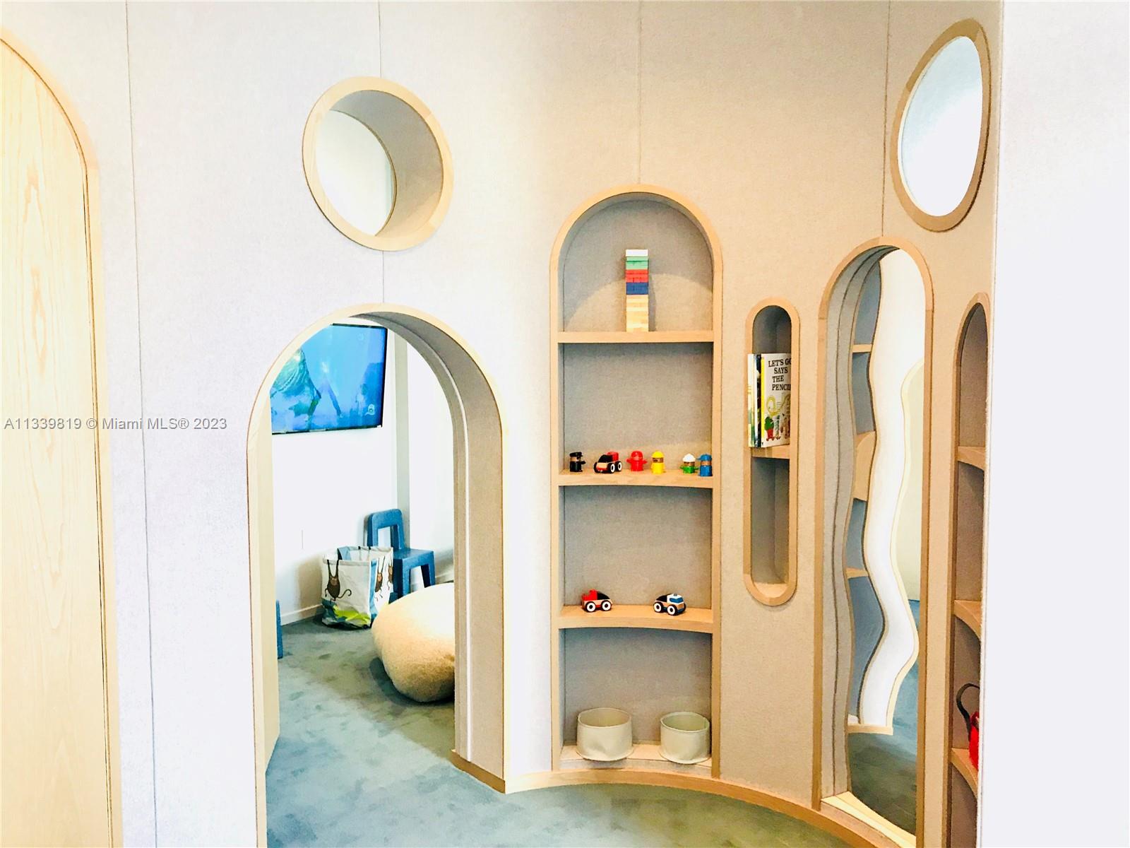 Brickell Miami, FL 33131 - Photo 36 of 48