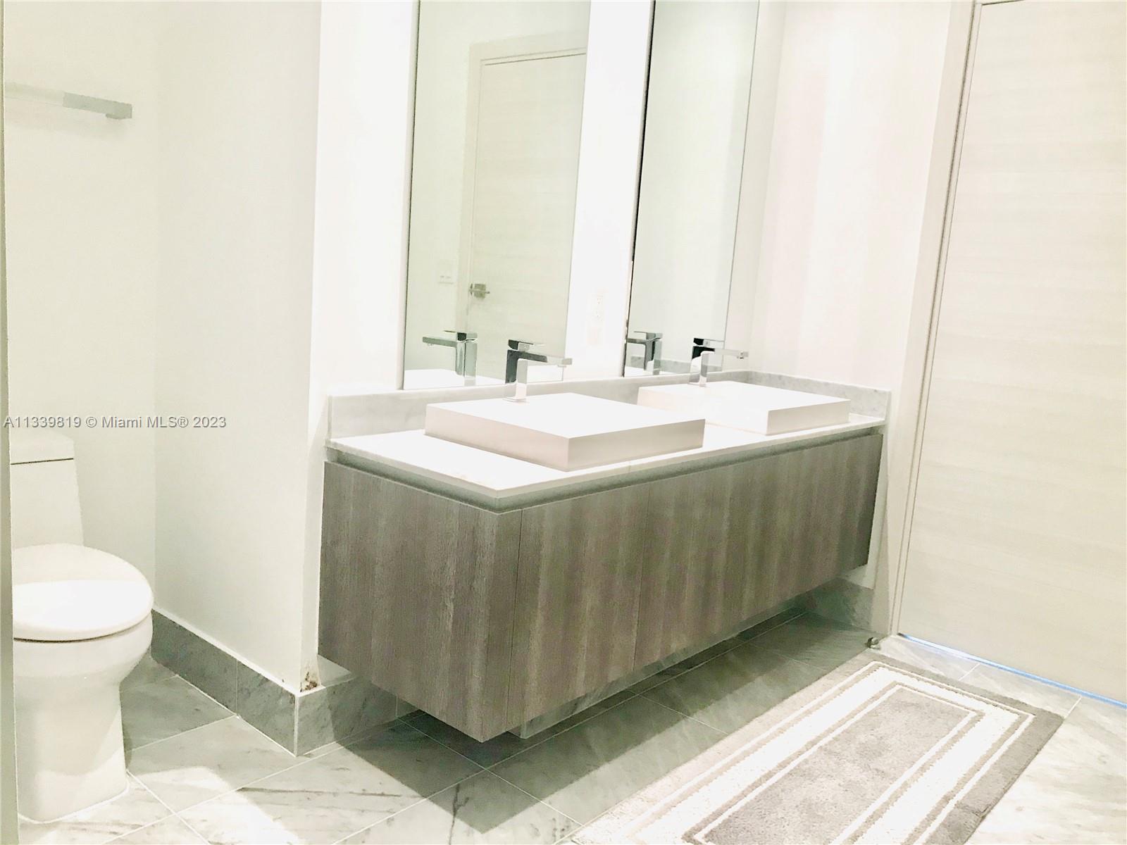 Brickell Miami, FL 33131 - Photo 10 of 48