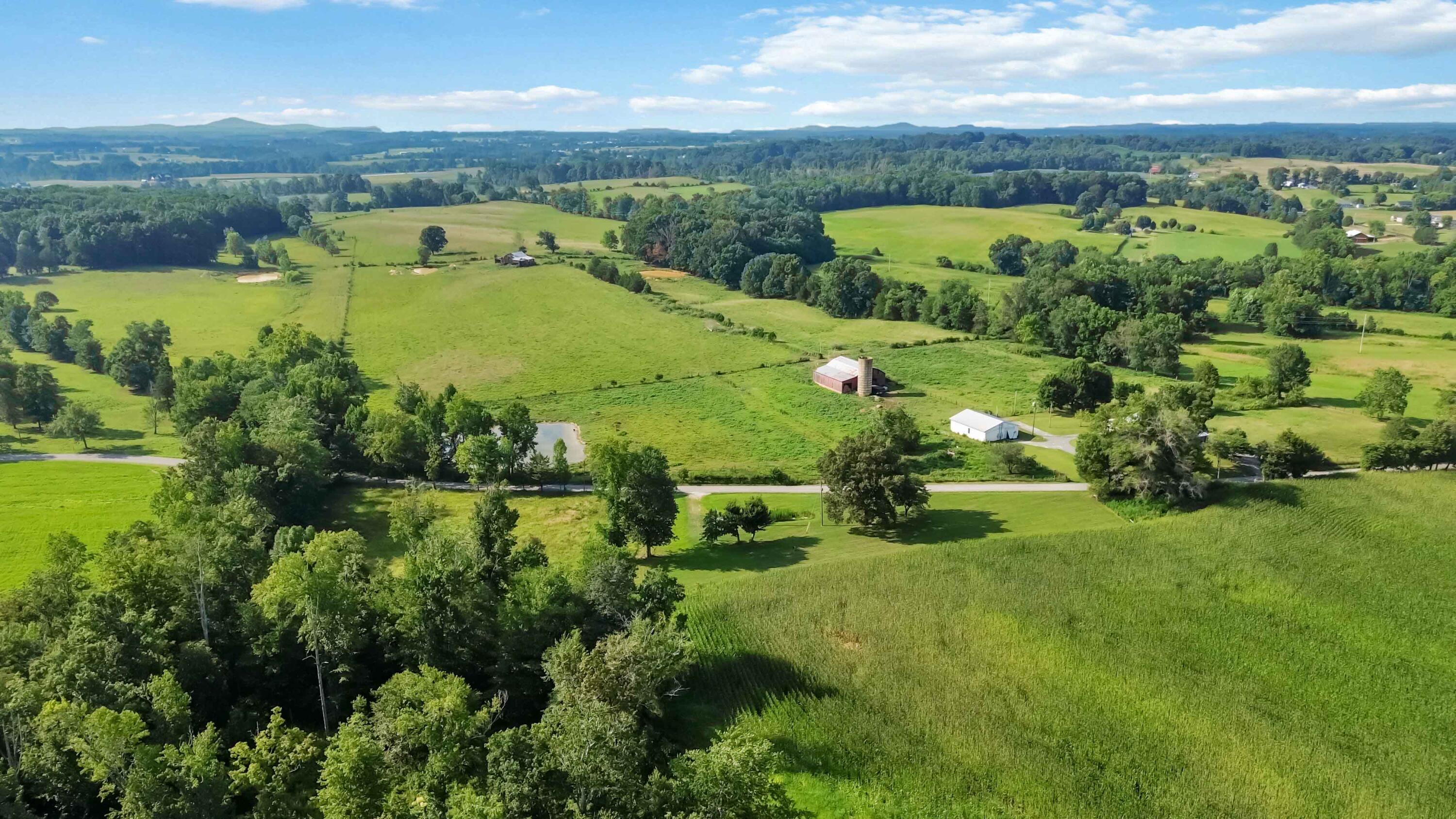 381 Hudson Branch Road Nancy, KY 42544 - Photo 7 of 15 005
