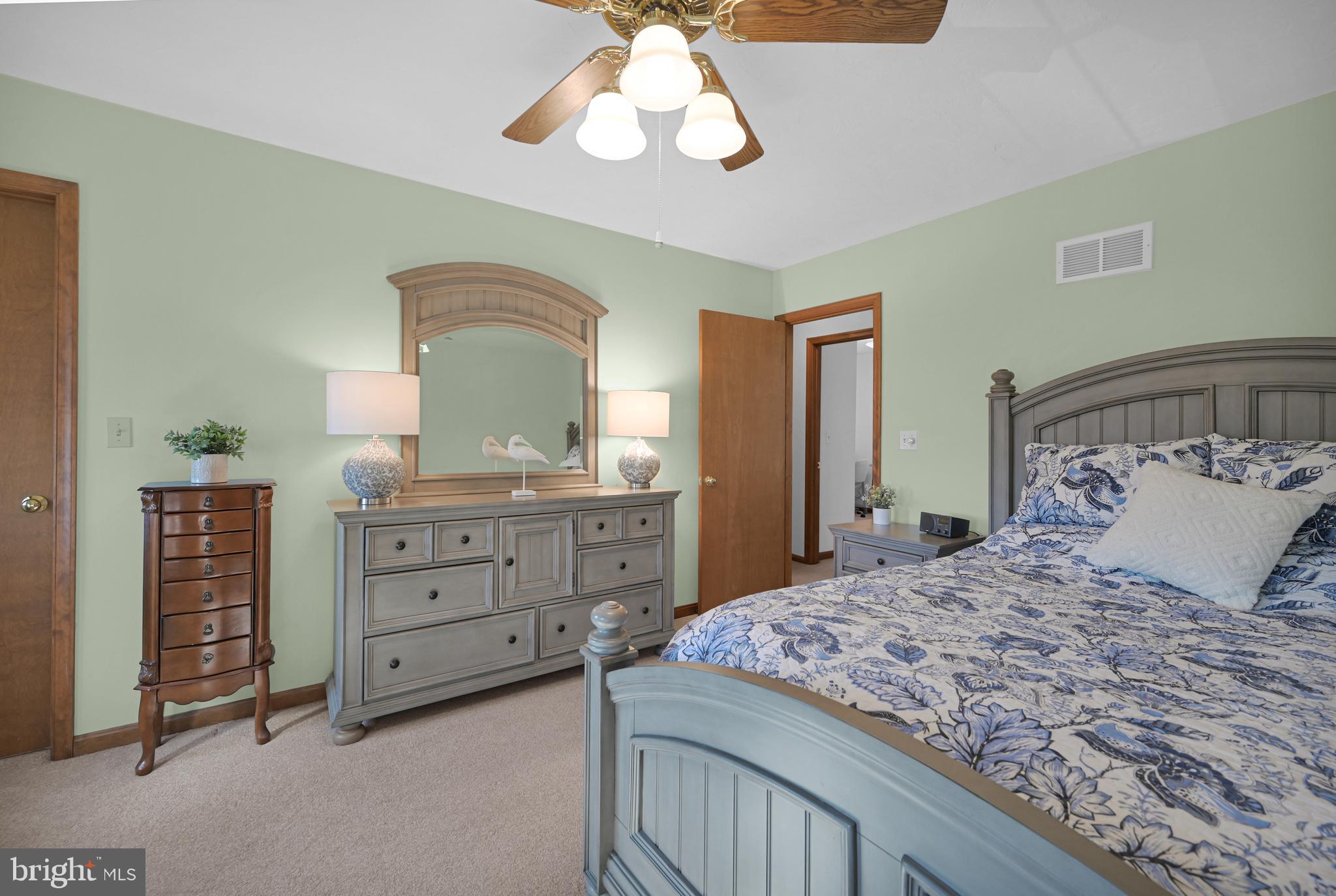 550 East Walnut Street Hanover, PA 17331 - Photo 25 of 39 Gallery Image 25