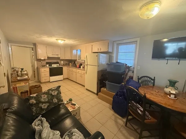 $2,000 | 76 Ambrose Street, Unit 1, Revere, MA 02151