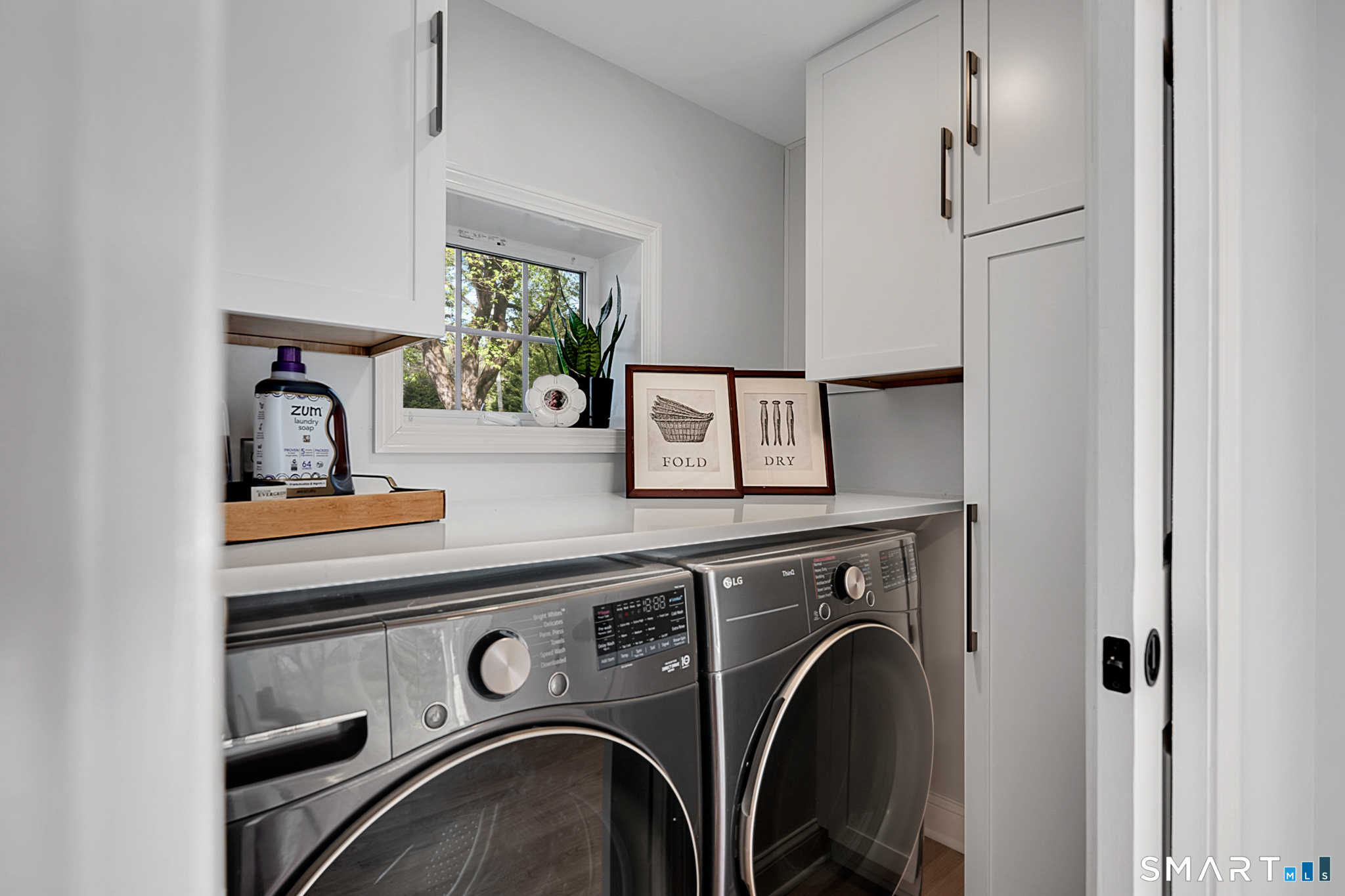 18 Foxridge Road West Hartford, CT 06107 - Photo 12 of 38