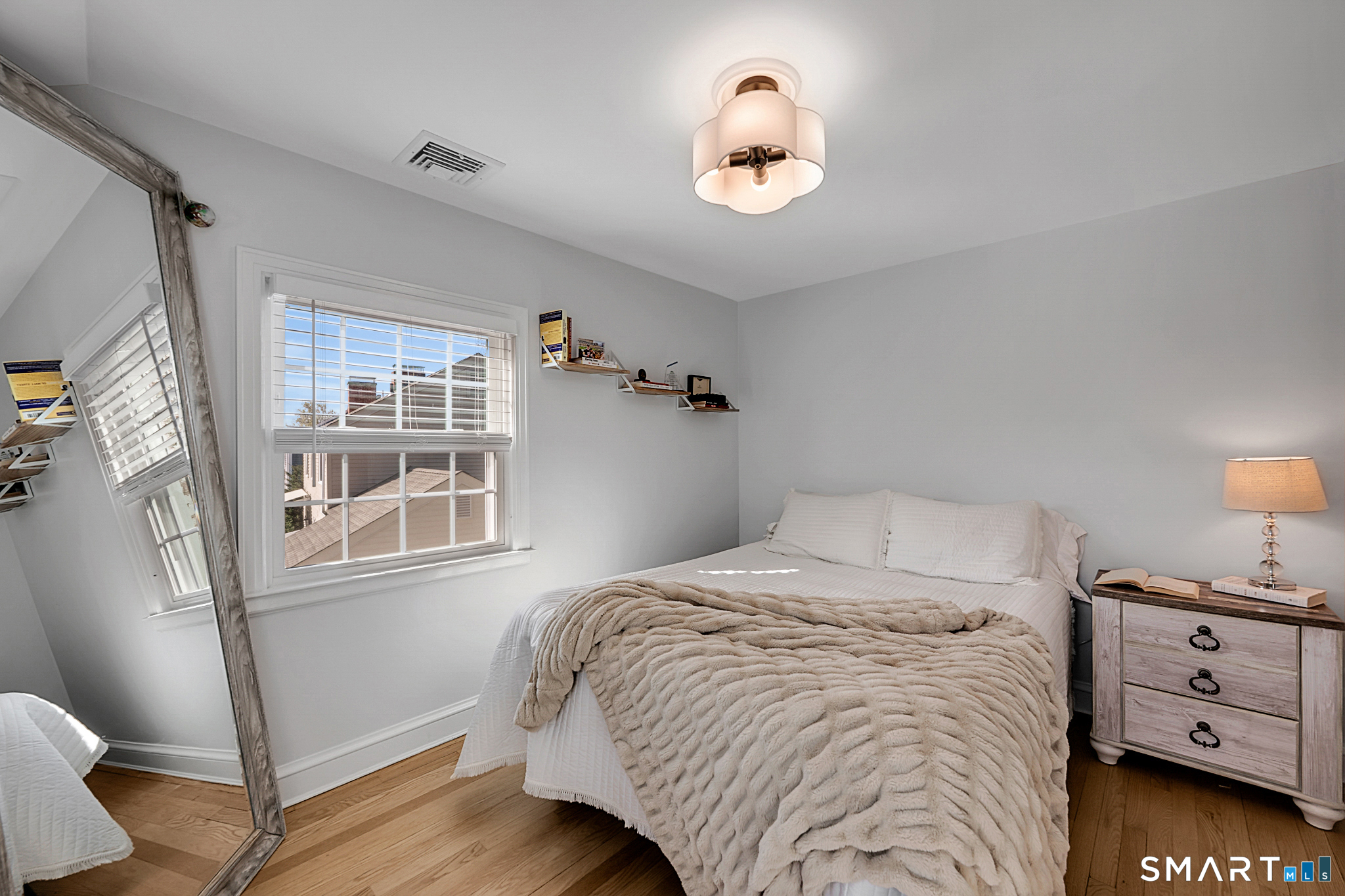 18 Foxridge Road West Hartford, CT 06107 - Photo 23 of 38