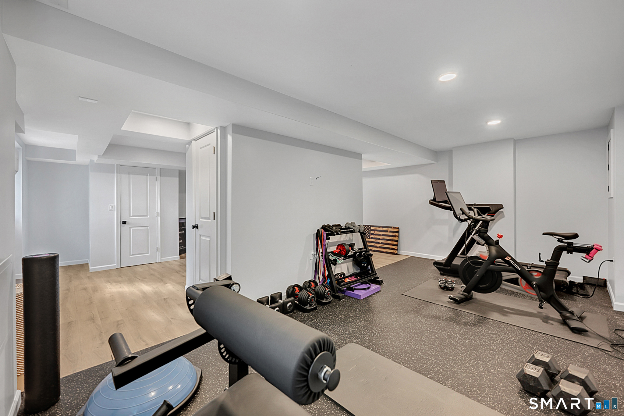 18 Foxridge Road West Hartford, CT 06107 - Photo 27 of 38