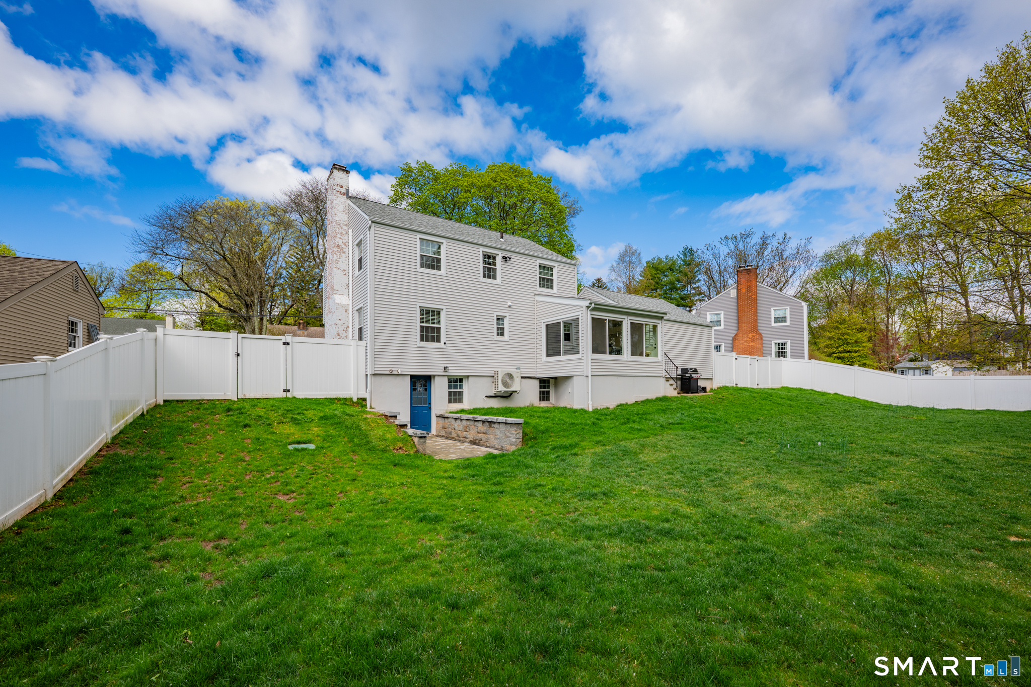 18 Foxridge Road West Hartford, CT 06107 - Photo 28 of 38