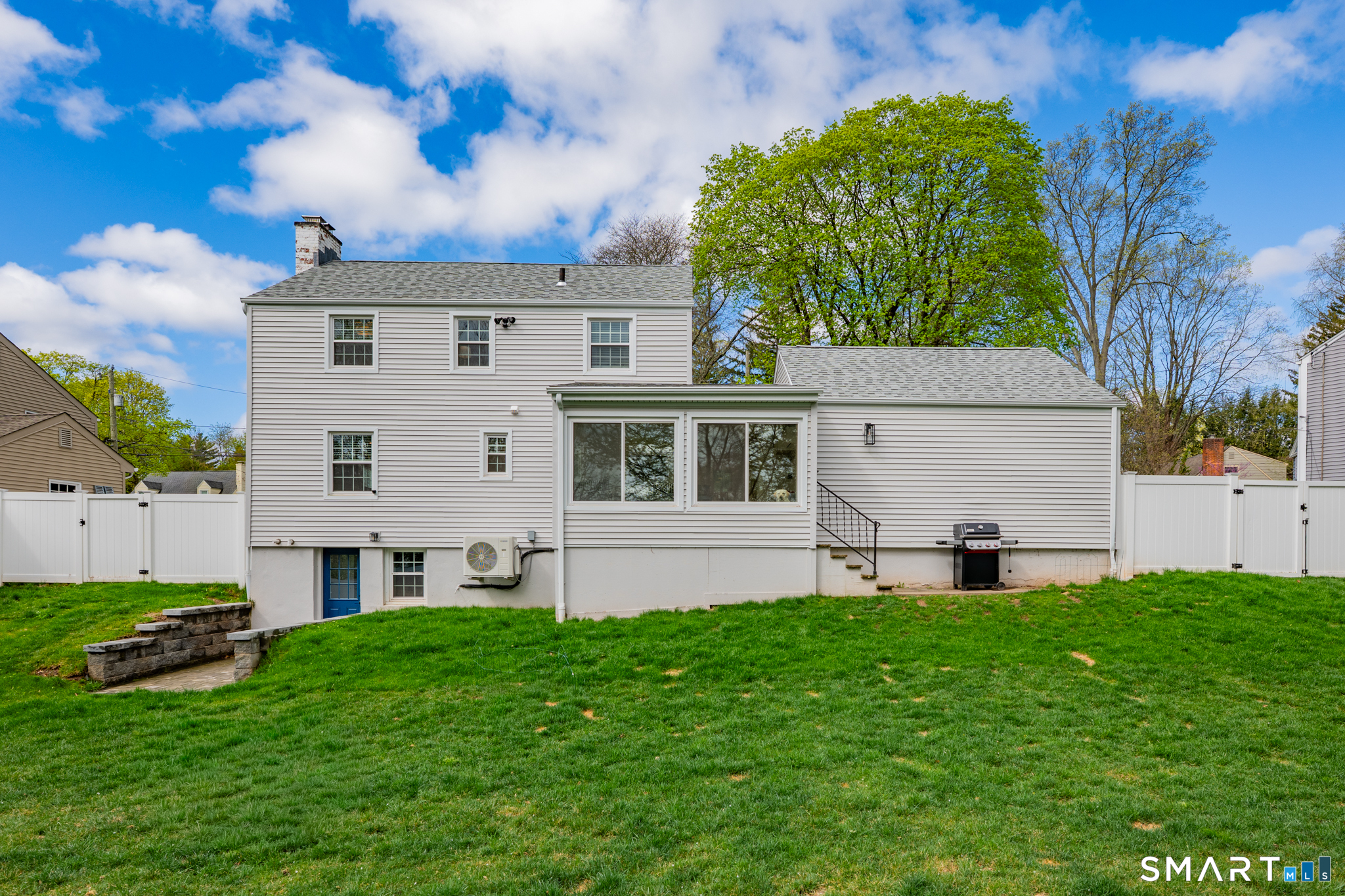 18 Foxridge Road West Hartford, CT 06107 - Photo 30 of 38