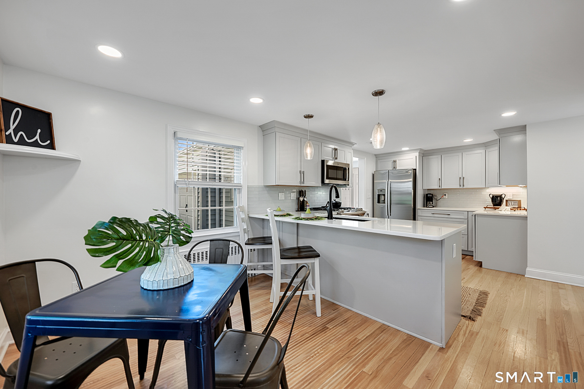 18 Foxridge Road West Hartford, CT 06107 - Photo 7 of 38