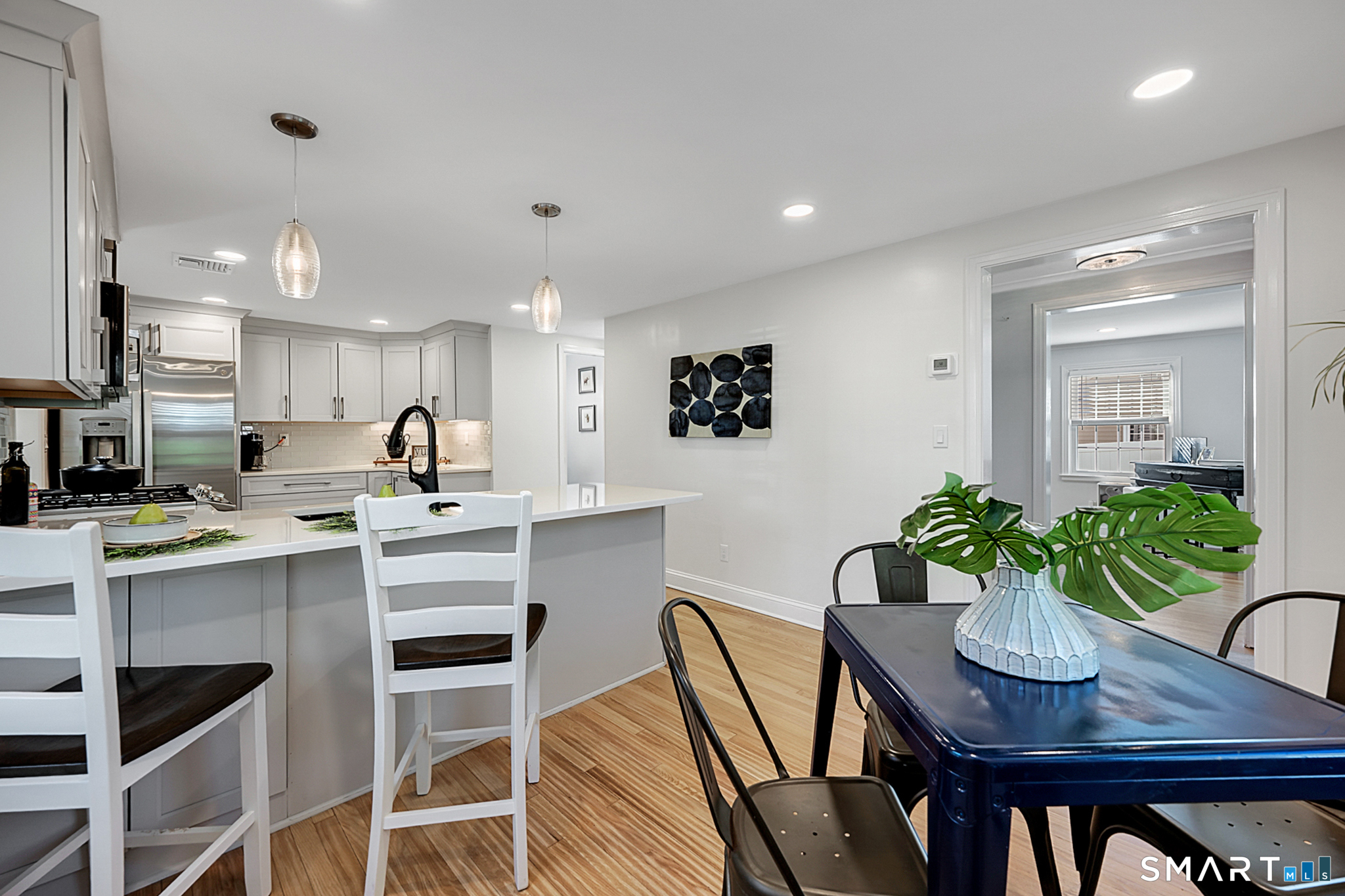 18 Foxridge Road West Hartford, CT 06107 - Photo 8 of 38