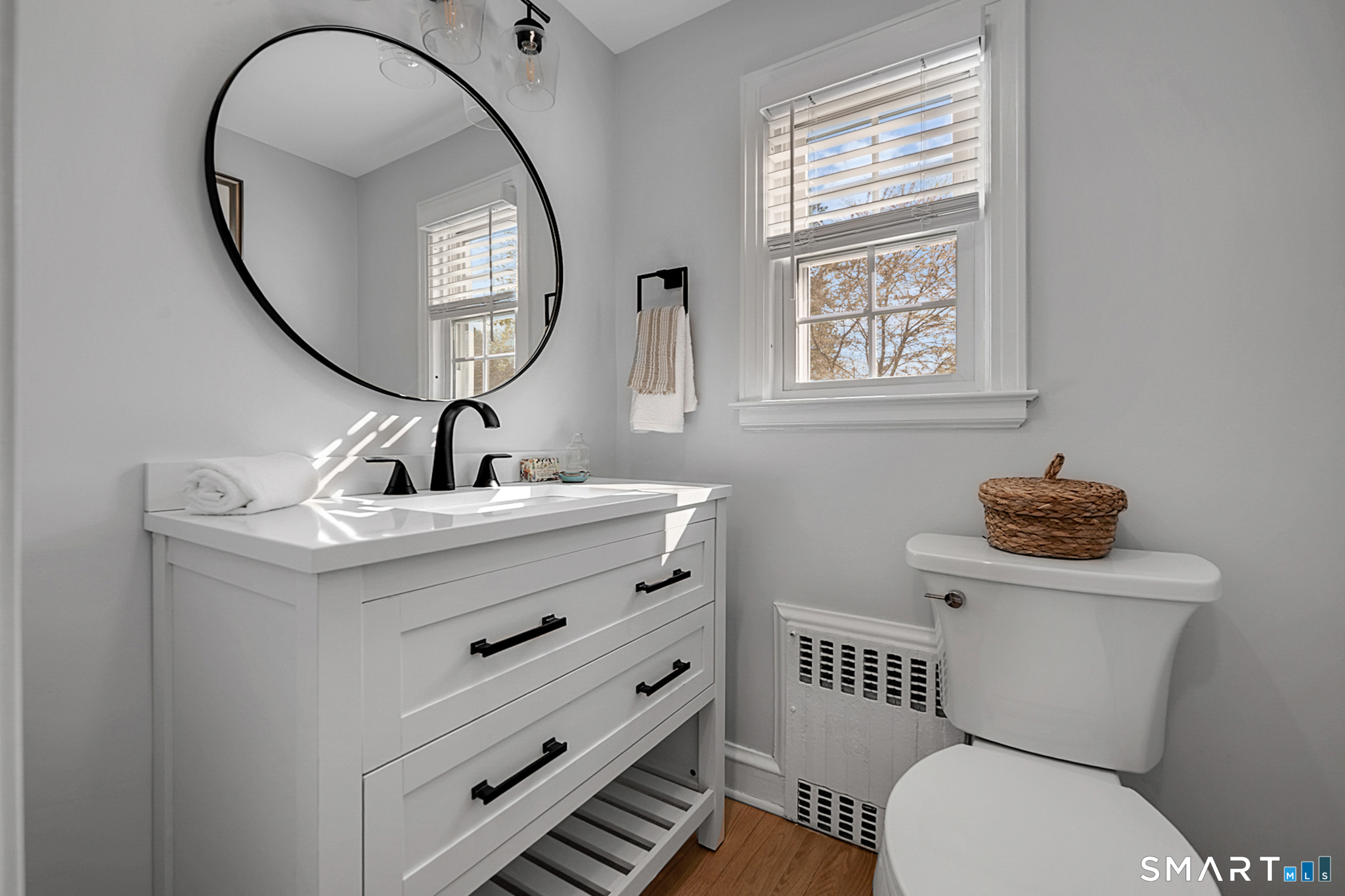 18 Foxridge Road West Hartford, CT 06107 - Photo 9 of 38