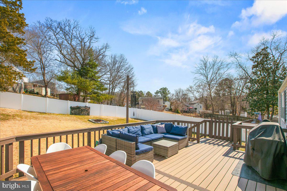 5829 Parakeet Drive Burke, VA 22015 - Photo 26 of 27 a view of a patio on the roof deck