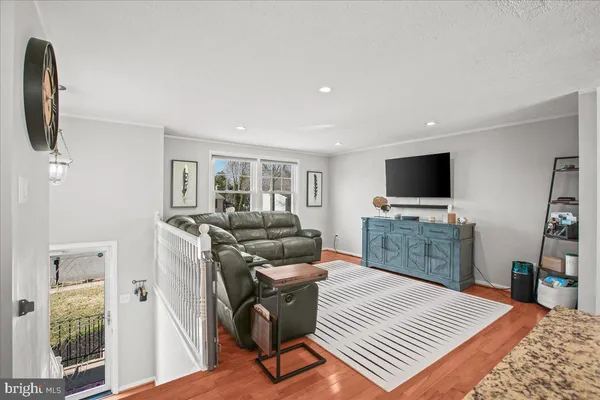 $699,990 | 5829 Parakeet Drive, Burke, VA 22015