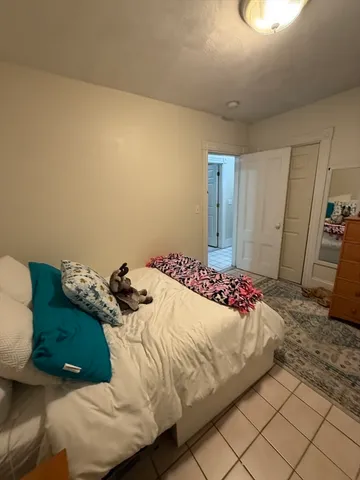 $3,800 | 190 L Street, Unit 1, Boston, MA 02127