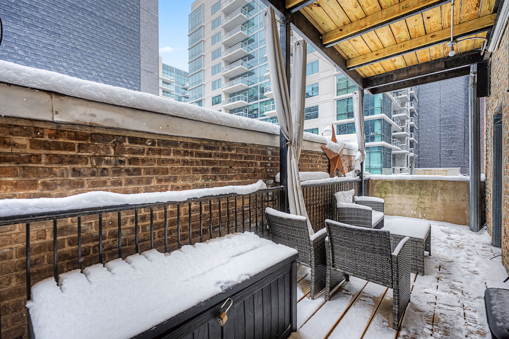 832 West Adams Street, Unit 2 Chicago, IL 60607 - Photo 18 of 23 a view of a balcony with chairs