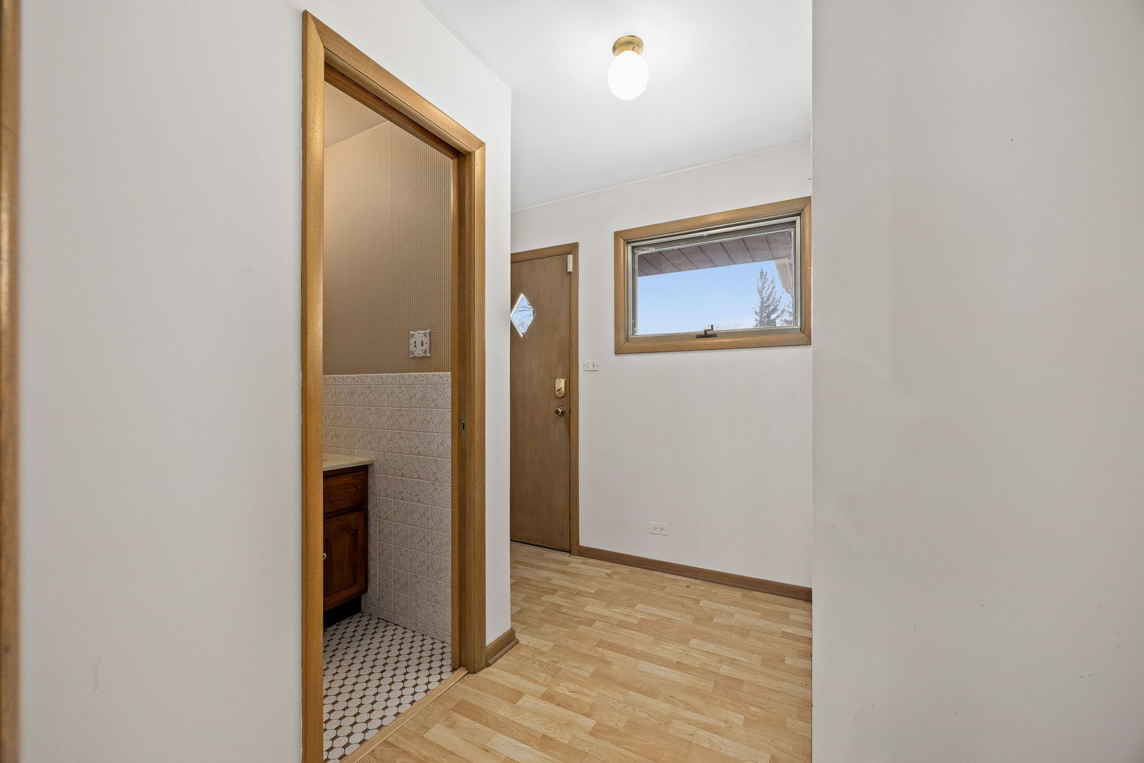 1927 Warrenville Road Lisle, IL 60532 - Photo 8 of 41