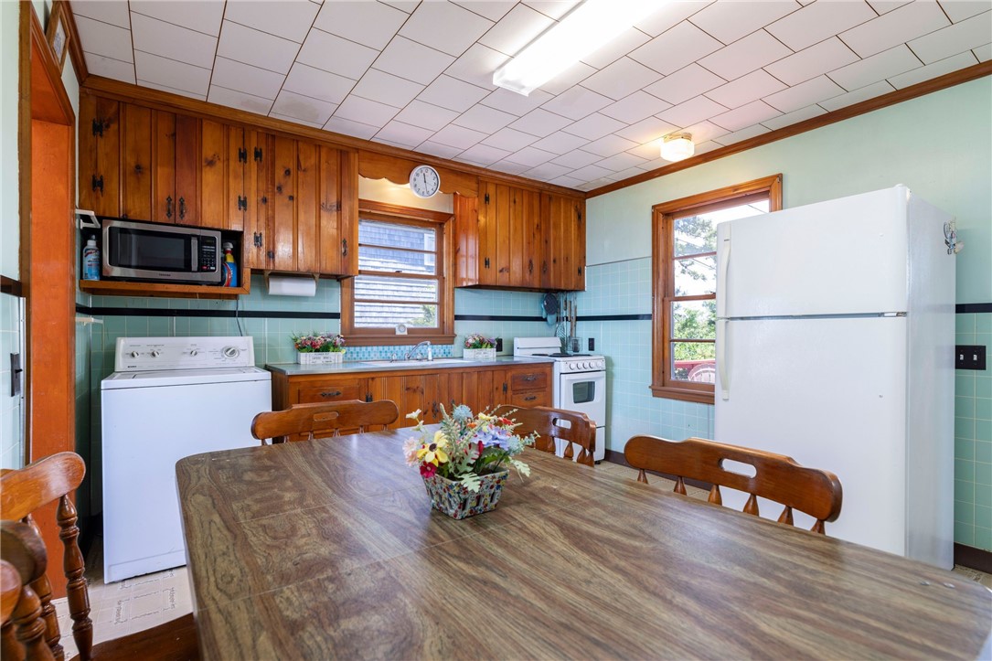 497 Atlantic Avenue Westerly, RI 02891 - Photo 18 of 38