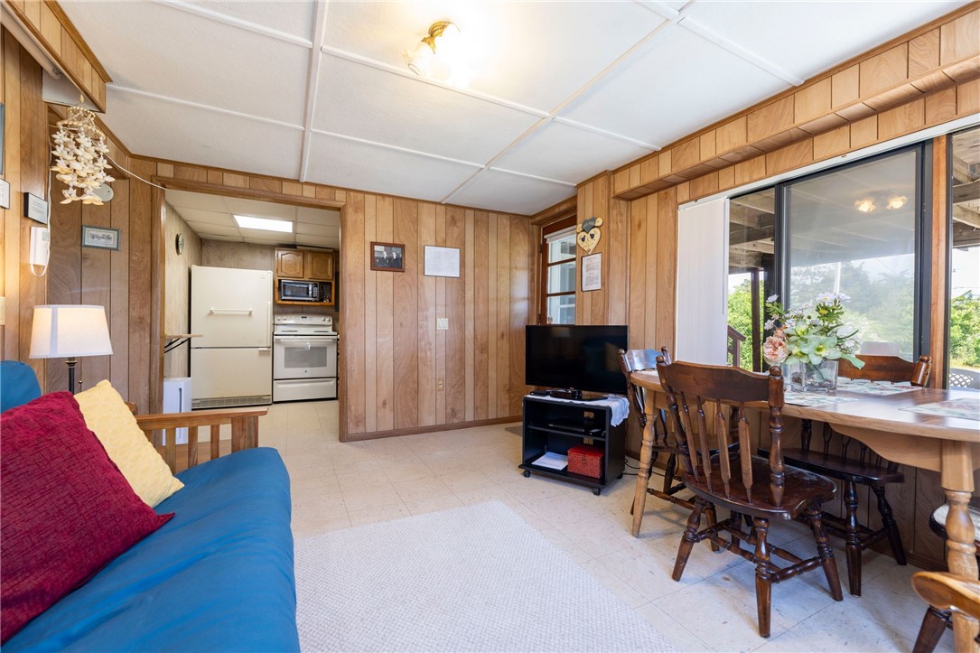 497 Atlantic Avenue Westerly, RI 02891 - Photo 28 of 38