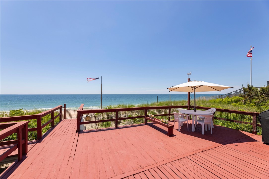 497 Atlantic Avenue Westerly, RI 02891 - Photo 3 of 38