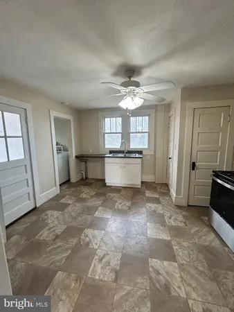 $1,675 | 988 Chilly Hollow Road, Berryville, VA 22611