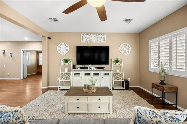 $638,888 | 6425 Scotts Crossing Street, Las Vegas, NV 89166