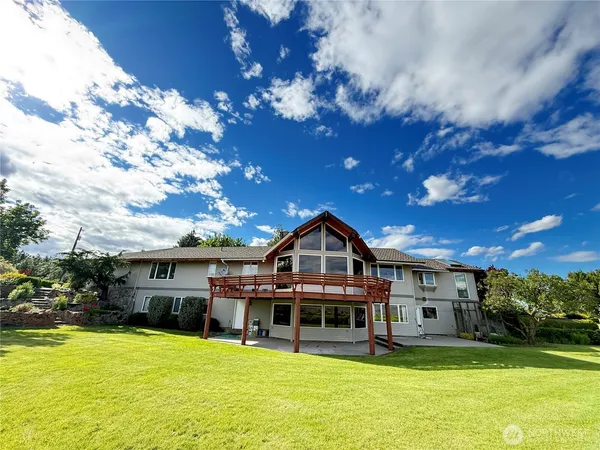 $795,000 | 24 Valley View Drive, Omak, WA 98841