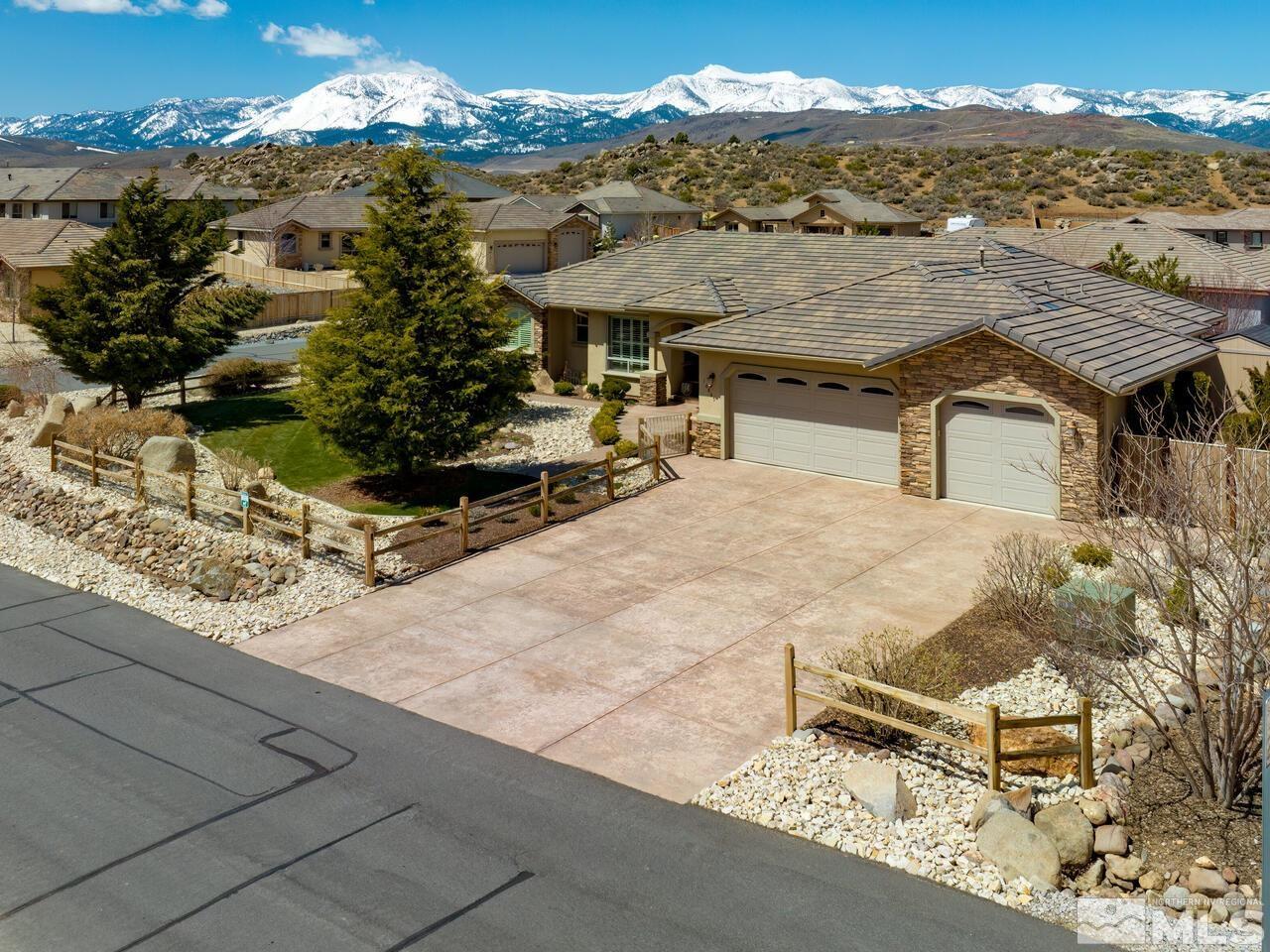 16865 Majestic View Drive Reno, NV 89521 - Photo 5 of 40 Photo 5