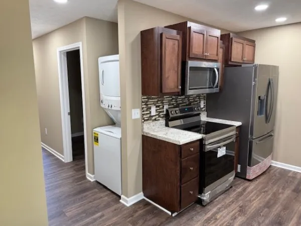 $1,399,300 | 1416 East Lincoln Street, Tullahoma, TN 37388