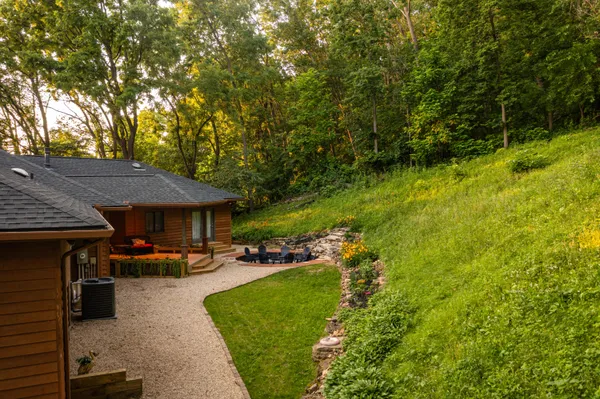 $750,000 | N2298 State Highway, Stoddard, WI 54658